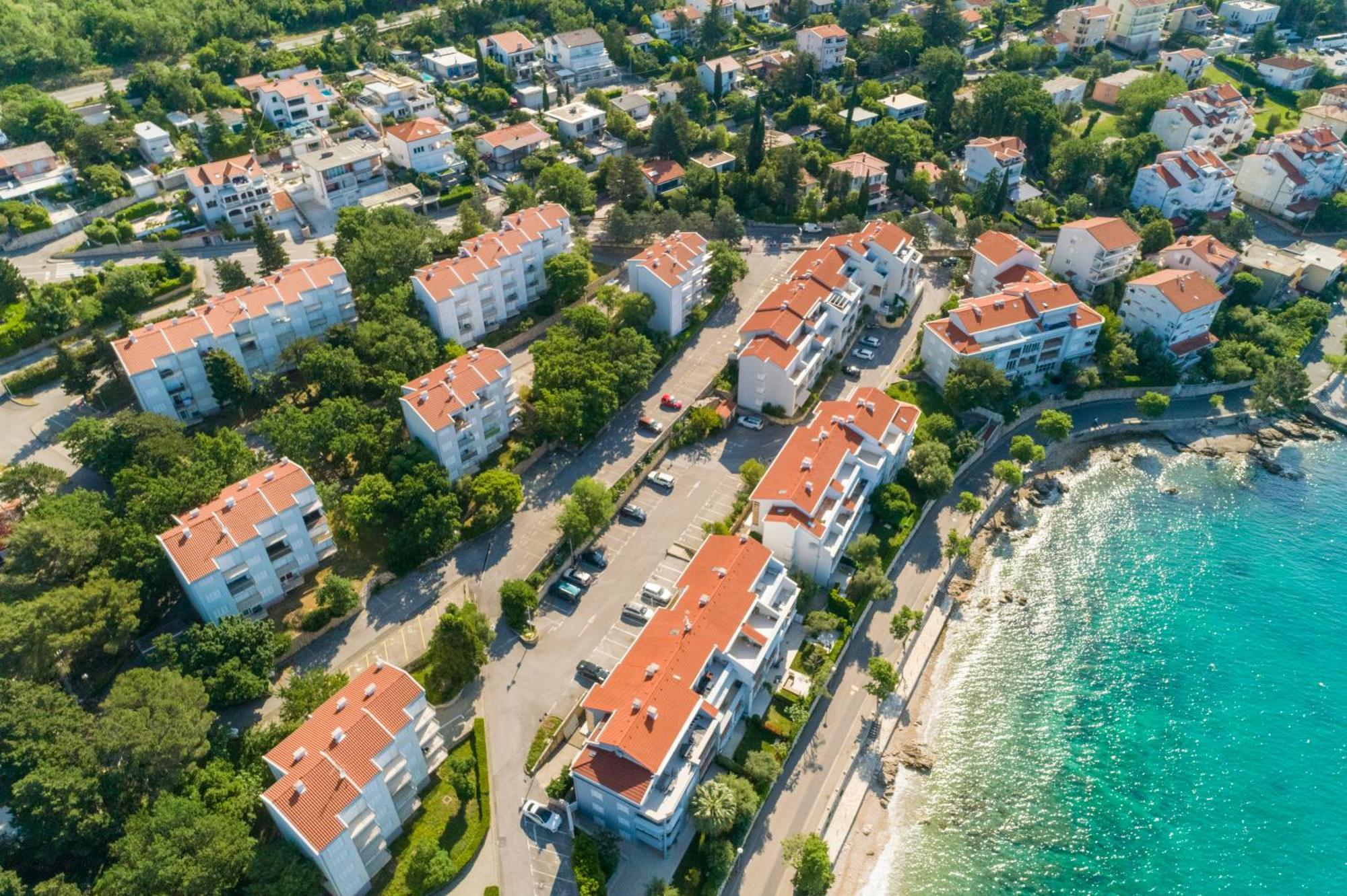 Apartmani Heta Alagic I Selce Exterior photo