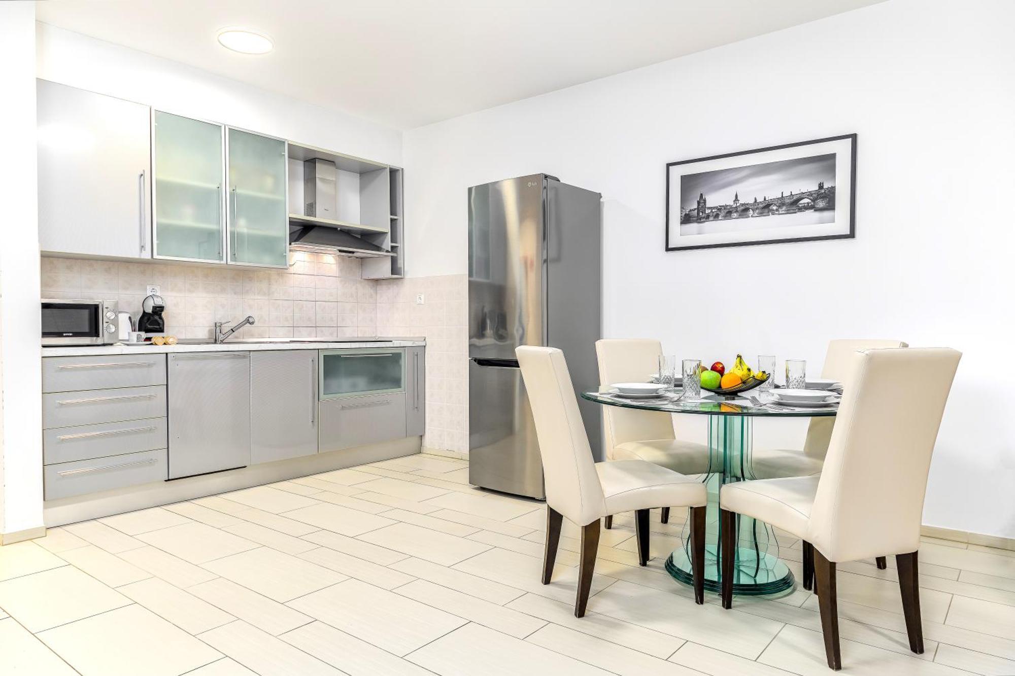 Apartmani Heta Alagic I Selce Exterior photo